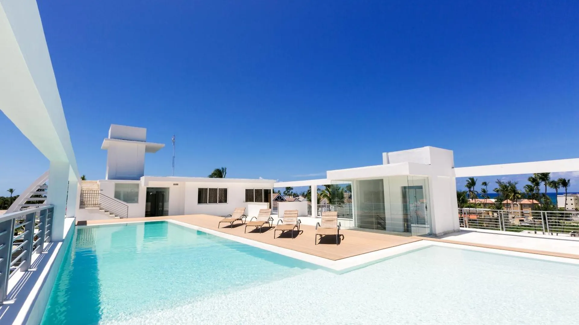 ホテル Ducassi Suites Rooftop Pool - Beach Club And Spa プンタ・カナ